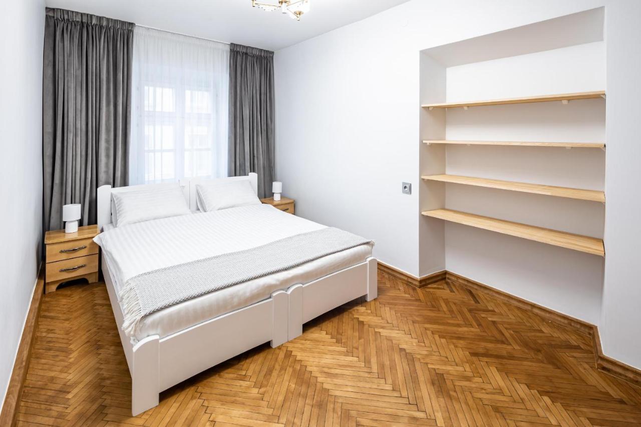 Romari Apartment Вірменська Lviv Buitenkant foto