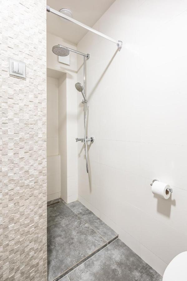 Romari Apartment Вірменська Lviv Buitenkant foto