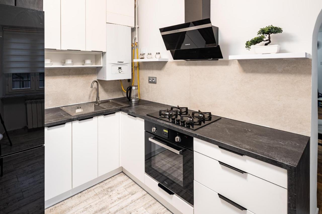 Romari Apartment Вірменська Lviv Buitenkant foto