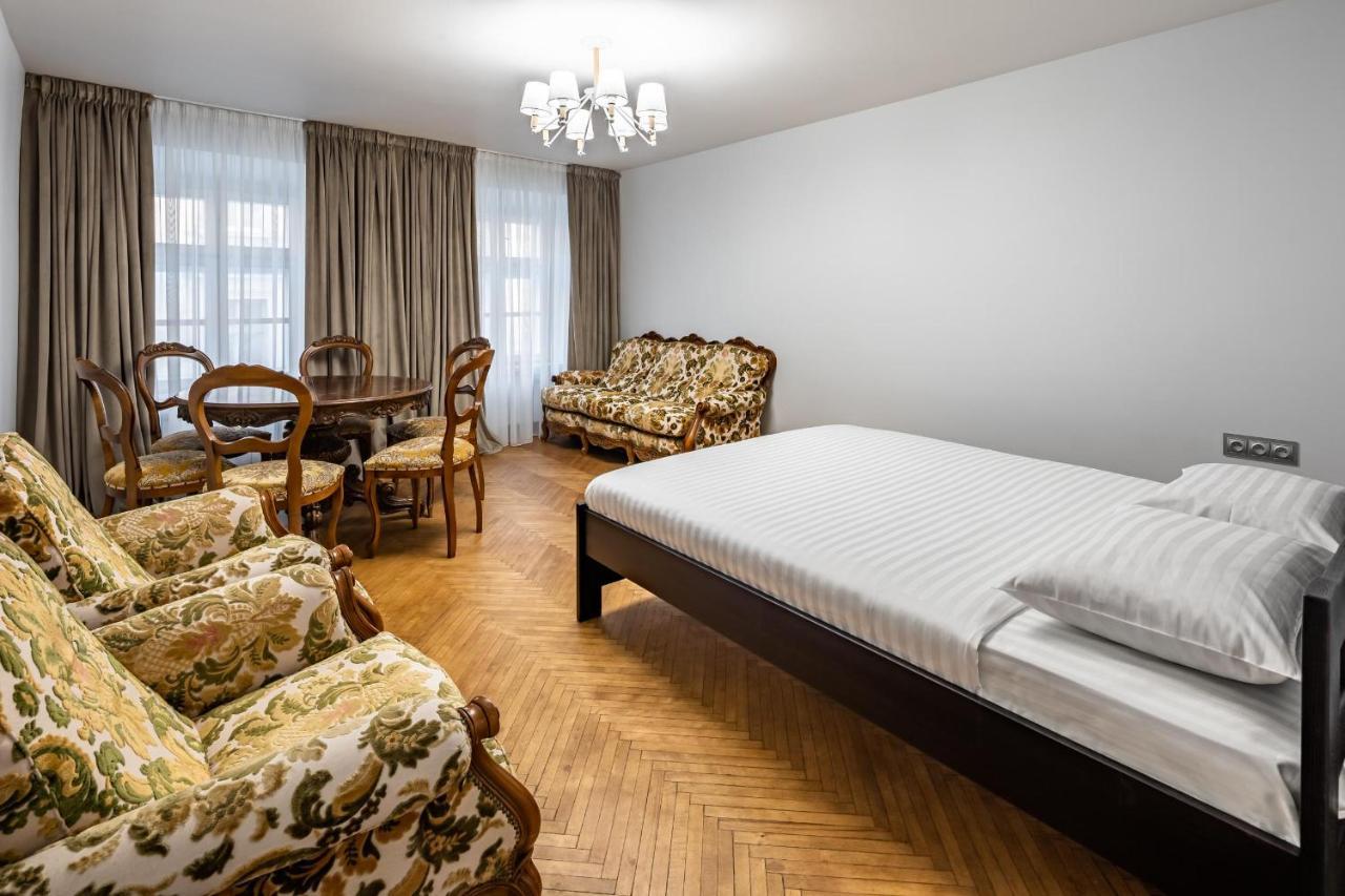 Romari Apartment Вірменська Lviv Buitenkant foto